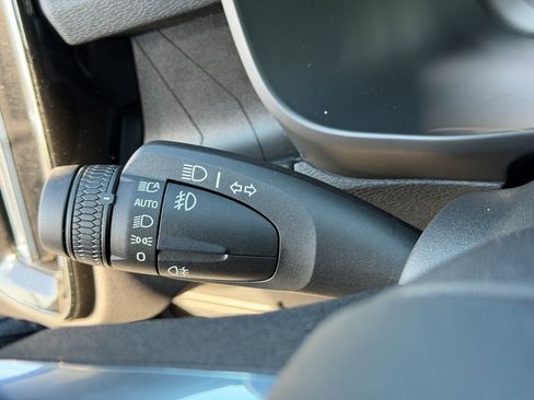 Certified 2023 Volvo XC40 Recharge Ultimate w/ Protection Package Premier AWD/4WD image 40
