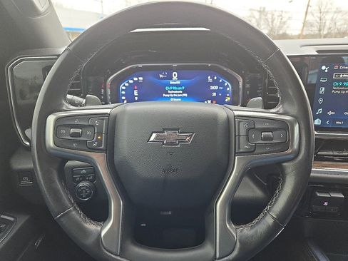 Used 2022 Chevrolet Silverado 1500 RST w/ Convenience Package II image 24