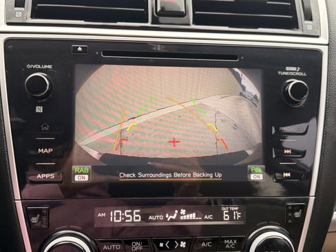 Used 2018 Subaru Outback 2.5i Limited AWD/4WD image 32