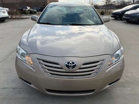 Used 2007 Toyota Camry XLE image 2