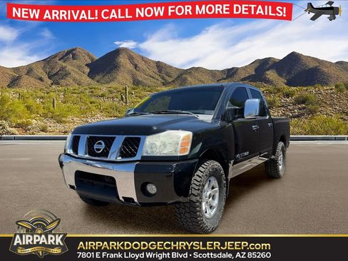 Used 2007 Nissan Titan LE w/ Nissan Navigation Pkg AWD/4WD image 1