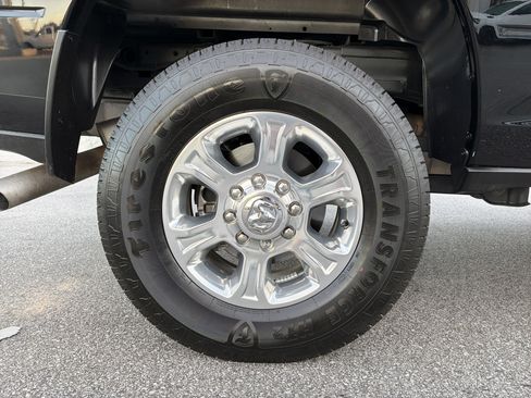 Used 2024 RAM 2500 Big Horn w/ Bed Utility Group image 18