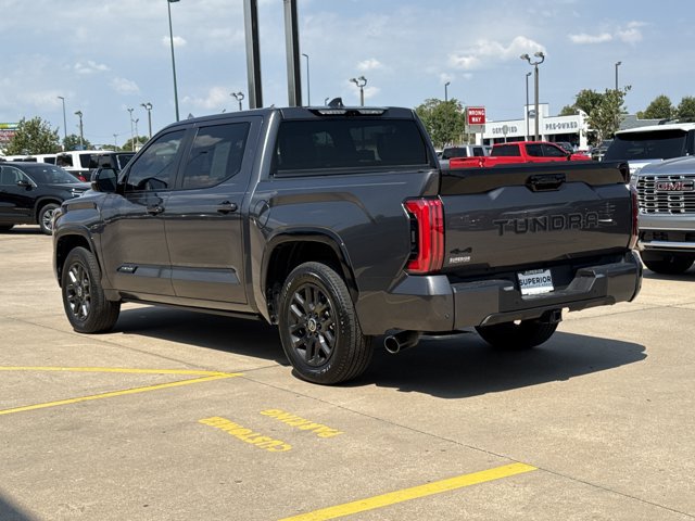 Used 2024 Toyota Tundra Platinum AWD/4WD image 5