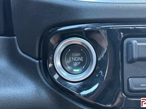 Certified 2025 Chevrolet Silverado 1500 LTZ AWD/4WD image 26