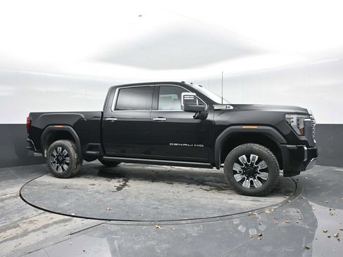 Used 2026 GMC Sierra 2500 Denali w/ Denali Reserve Package AWD/4WD image 9