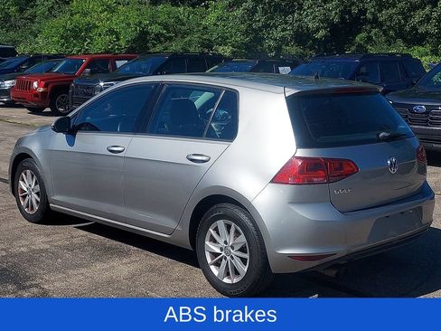 Used 2015 Volkswagen Golf S FWD image 5