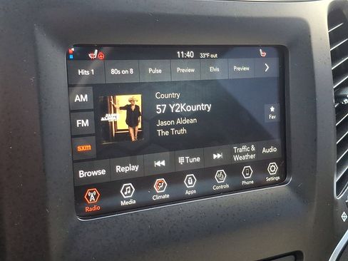 Certified 2021 Jeep Cherokee Latitude Lux w/ Sun & Sound Group image 17