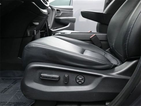 Used 2024 Honda Odyssey EX-L image 11