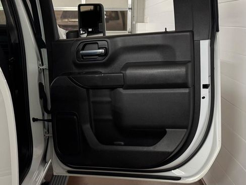 Used 2022 Chevrolet Silverado 2500 LT w/ Convenience Package image 34
