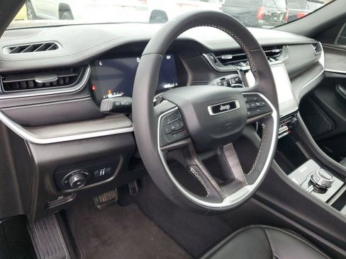 Used 2024 Jeep Grand Cherokee L Limited w/ Luxury Tech Group II image 13