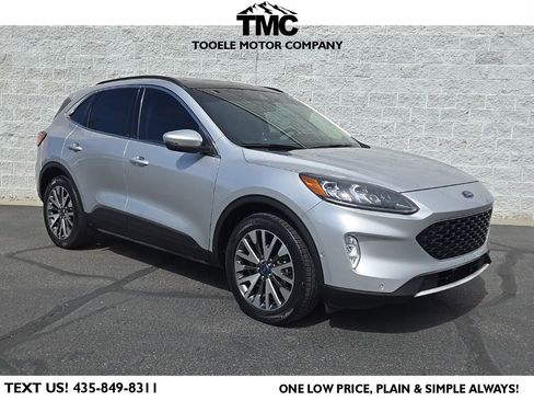 Used 2020 Ford Escape Titanium AWD/4WD image 1