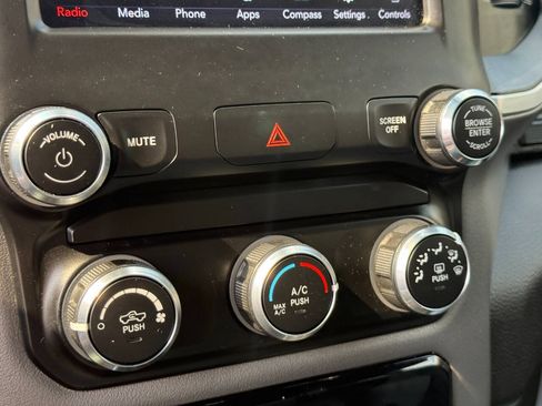 Used 2021 RAM 1500 Big Horn AWD/4WD image 27