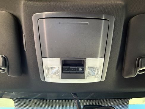 Used 2014 Ford F150 Limited image 40