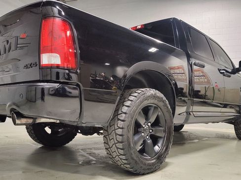 Used 2022 RAM 1500 Express w/ Wheel & Sound Group image 8