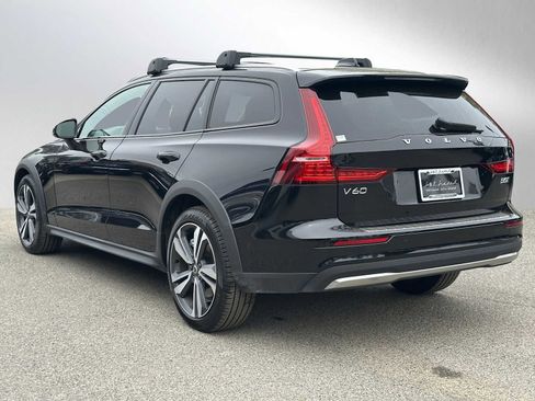 Used 2026 Volvo V60 B5 Cross Country Plus w/ Climate Package image 5