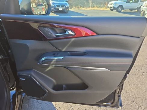 New 2026 Chevrolet Traverse RS image 39
