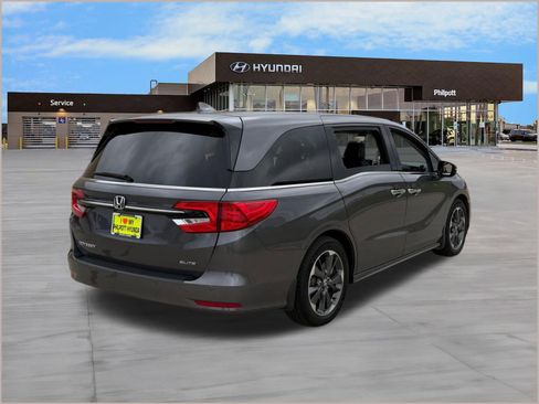 Used 2022 Honda Odyssey Elite image 9