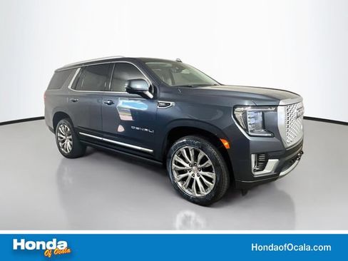 Used 2021 GMC Yukon Denali w/ Denali Premium Package AWD/4WD image 1