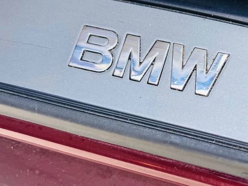 Used 2010 BMW 528i xDrive Sedan image 22