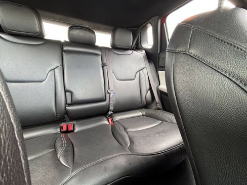 Used 2025 Jeep Compass Limited AWD/4WD image 33