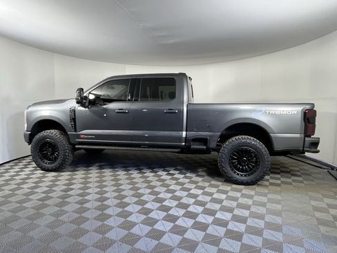 New 2026 Ford F250 Lariat w/ Tremor Off-Road Package image 2