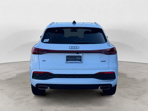 Used 2025 Audi Q5 Premium w/ Convenience Package image 6