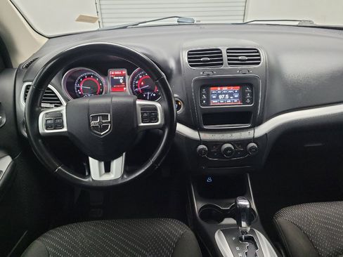 Used 2018 Dodge Journey SE w/ Popular Equipment Group image 22