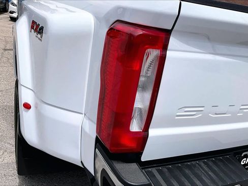 Used 2025 Ford F350 XLT AWD/4WD image 26