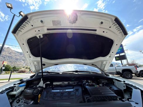 Used 2019 Volkswagen Tiguan SE FWD image 4