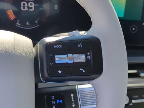 New 2026 Hyundai Santa Fe SEL image 25