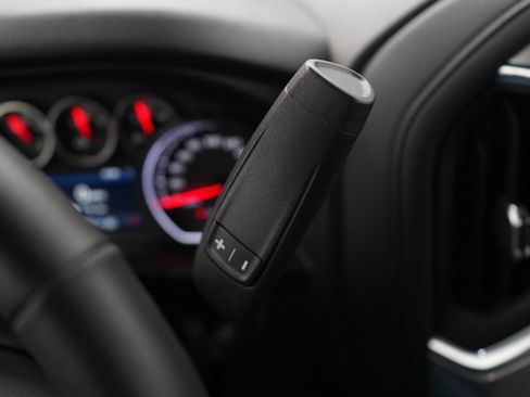 Used 2019 Chevrolet Silverado 1500 RST image 24