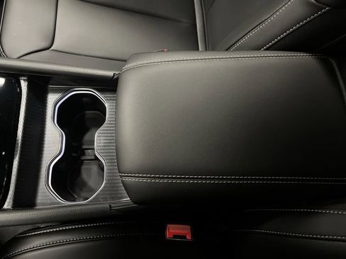 New 2025 Jeep Grand Cherokee L Limited image 21