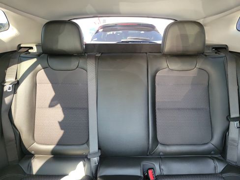 Used 2025 Chevrolet Trax LT w/ Driver Confidence Package image 14