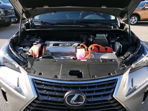 Used 2019 Lexus NX 300h AWD image 29