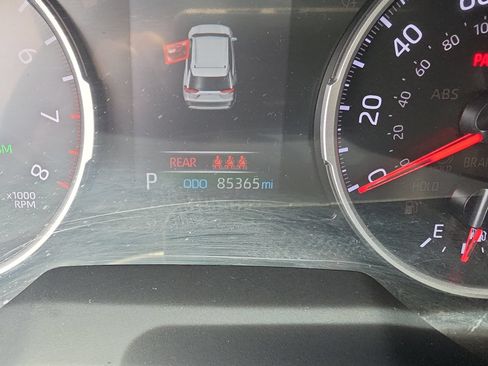 Used 2020 Toyota RAV4 XLE FWD image 26