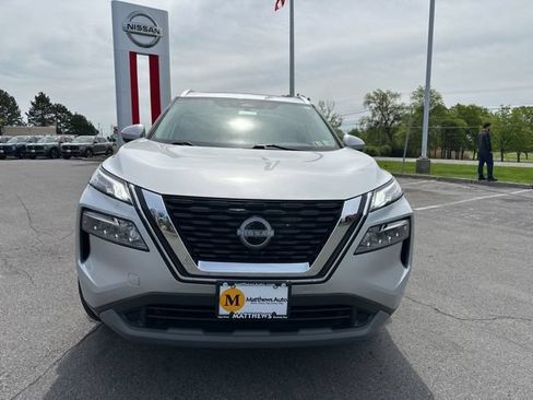 Used 2023 Nissan Rogue SV w/ SV Premium B Package AWD/4WD image 10
