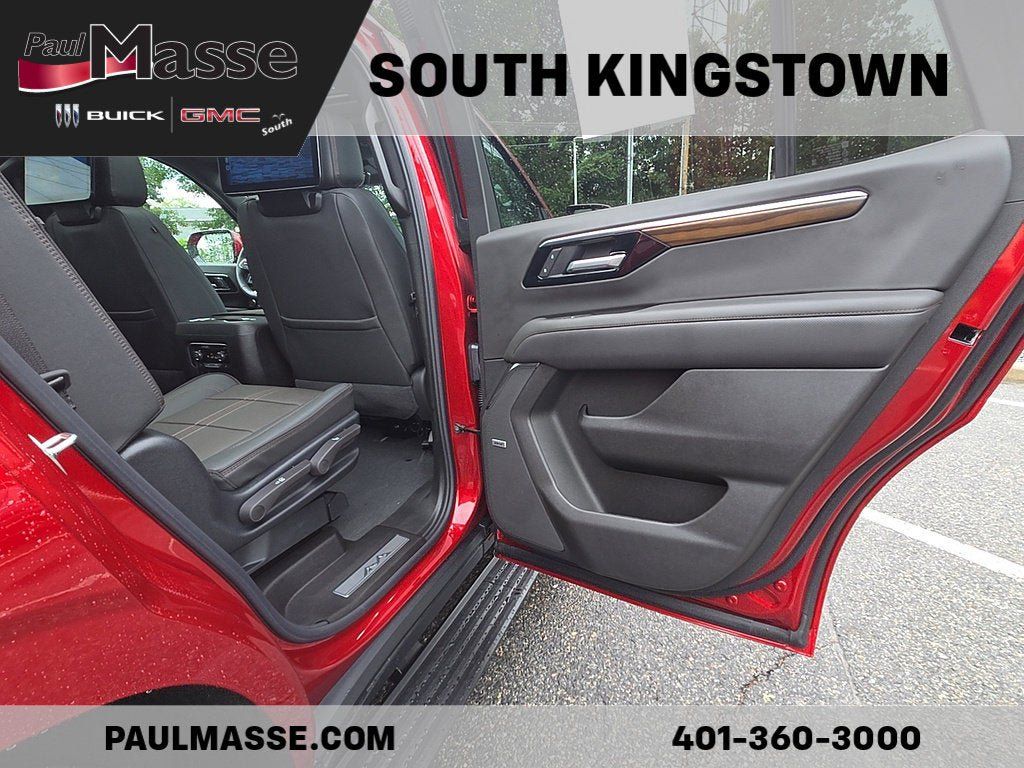 Certified 2026 Chevrolet Tahoe High Country AWD/4WD image 31
