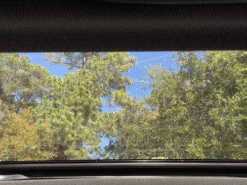 Used 2022 GMC Sierra 1500 AT4 w/ AT4 Premium Package image 37