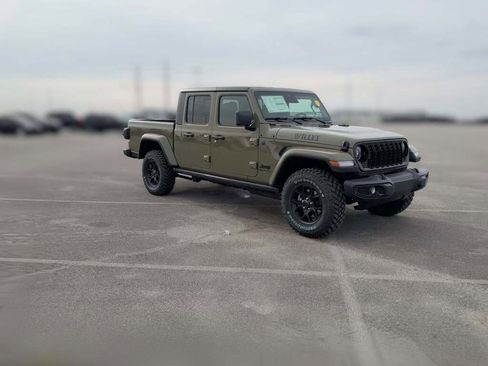 New 2026 Jeep Gladiator Willys image 16