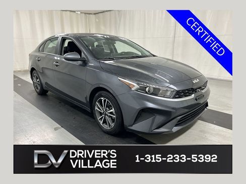 Certified 2023 Kia Forte LXS FWD image 1