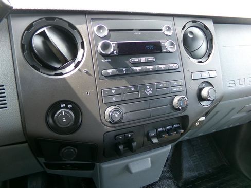Used 2015 Ford F250 XL w/ XL Appearance Package RWD image 30