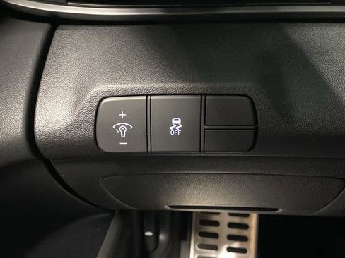 New 2025 Hyundai Elantra Sport image 22