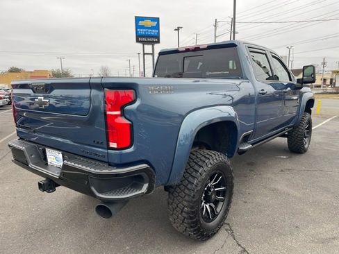Used 2025 Chevrolet Silverado 2500 LTZ w/ Trail Boss Package image 12