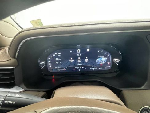 Used 2022 GMC Yukon XL Denali AWD/4WD image 36