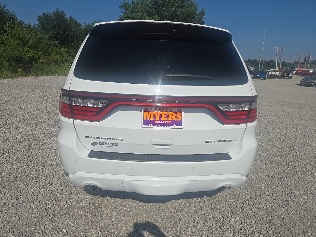 Used 2023 Dodge Durango Citadel AWD/4WD image 16