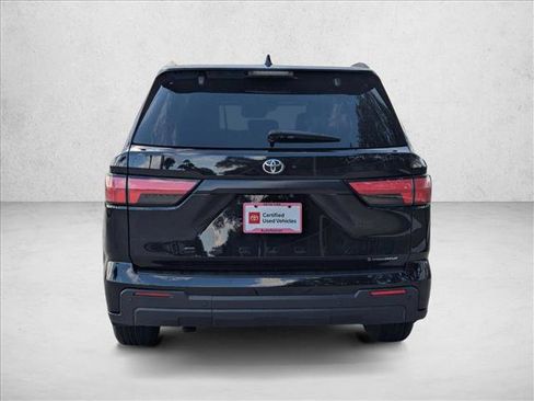 Certified 2025 Toyota Sequoia SR5 AWD/4WD image 6