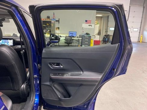 Certified 2025 Nissan Kicks SR AWD/4WD image 27