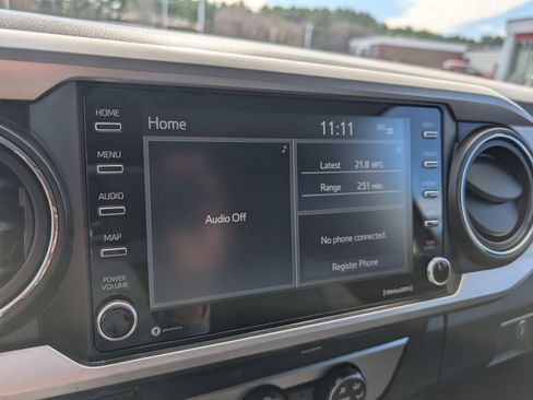 Used 2021 Toyota Tacoma SR5 w/ SR5 Appearance Package (SM) image 22