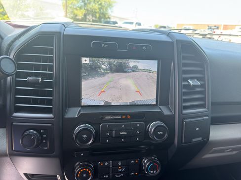 Used 2018 Ford F150 XL w/ Equipment Group 101A Mid AWD/4WD image 16