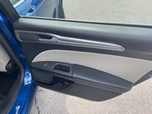 Used 2018 Ford Fusion S FWD image 50